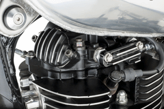 Kedo Twin Feed Oil Line 'Vintage XT', black anodised aluminum distributor with bare cooling fins analogue to XT cylinder and black textile pants | 92117