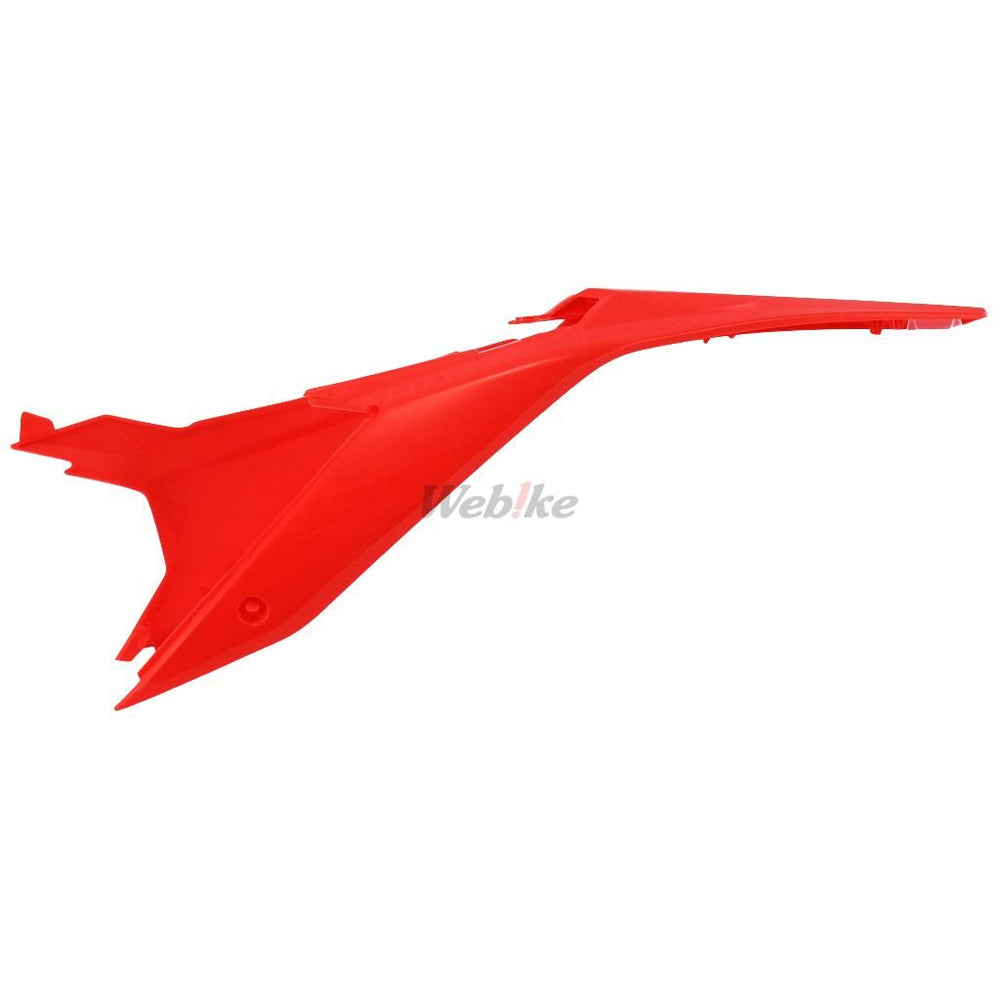 REAR FENDER W/ SIDE PANELS, RED