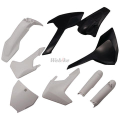 FULL PLASTIC KIT, WHITE/BLACK