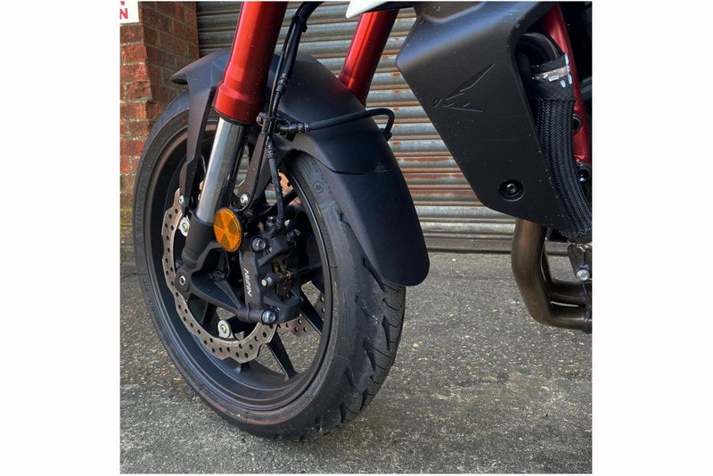 Puig Front Fender Extension Black | 21637N