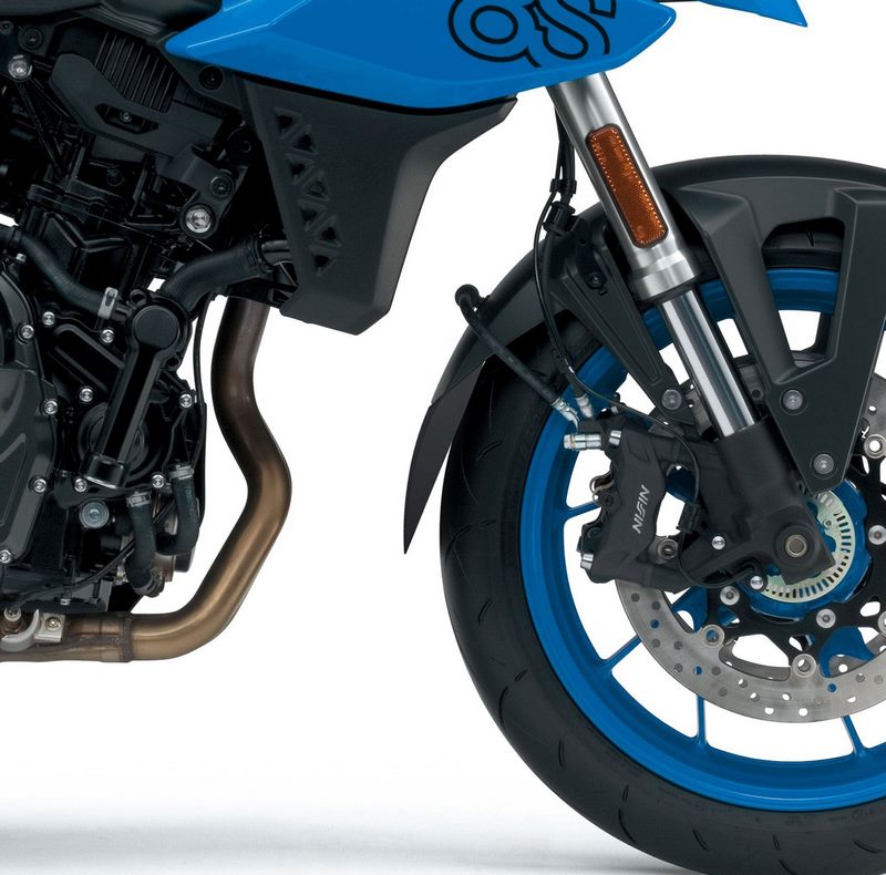 Pyramid Extenda Fenda | Matte Black | Suzuki GSX-8S 2023>Current | 050190