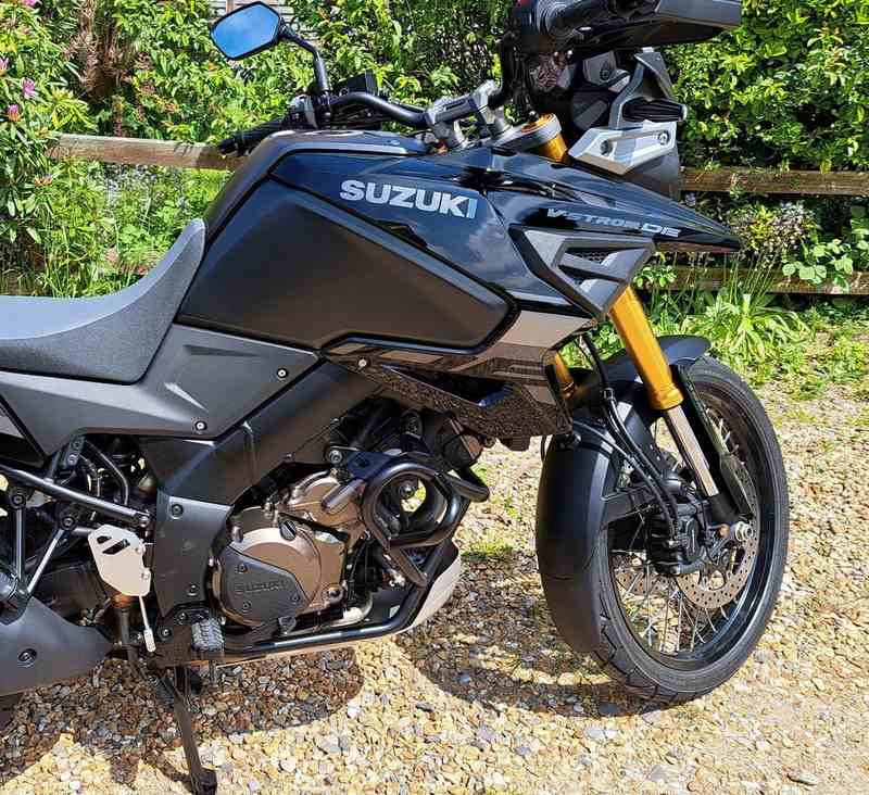 Pyramid Extenda Fenda | Matte Black | Suzuki V-Strom 1050DE 2023>Current | 050987