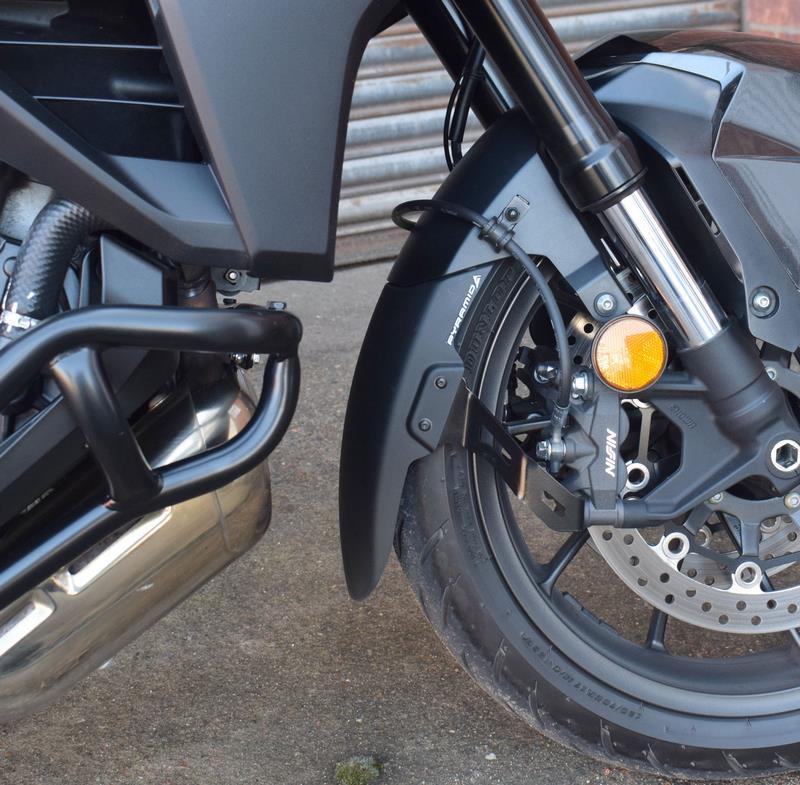 Pyramid Extenda Fenda EXTRA | Matte Black | Honda NT 1100 2022>Current | 051905