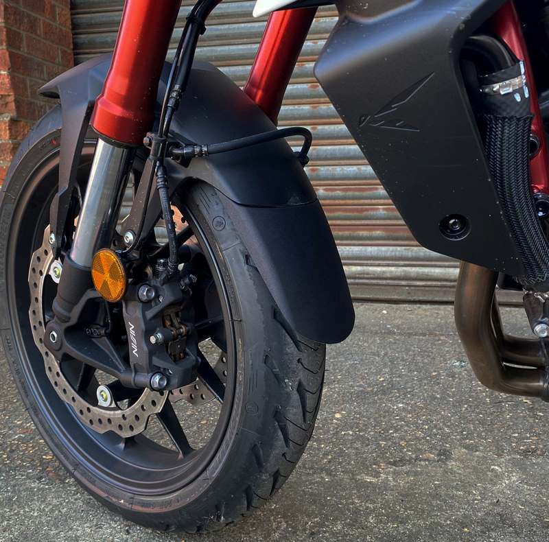 Pyramid Extenda Fenda | Matte Black | Honda CB 750 Hornet 2023>Current | 051945