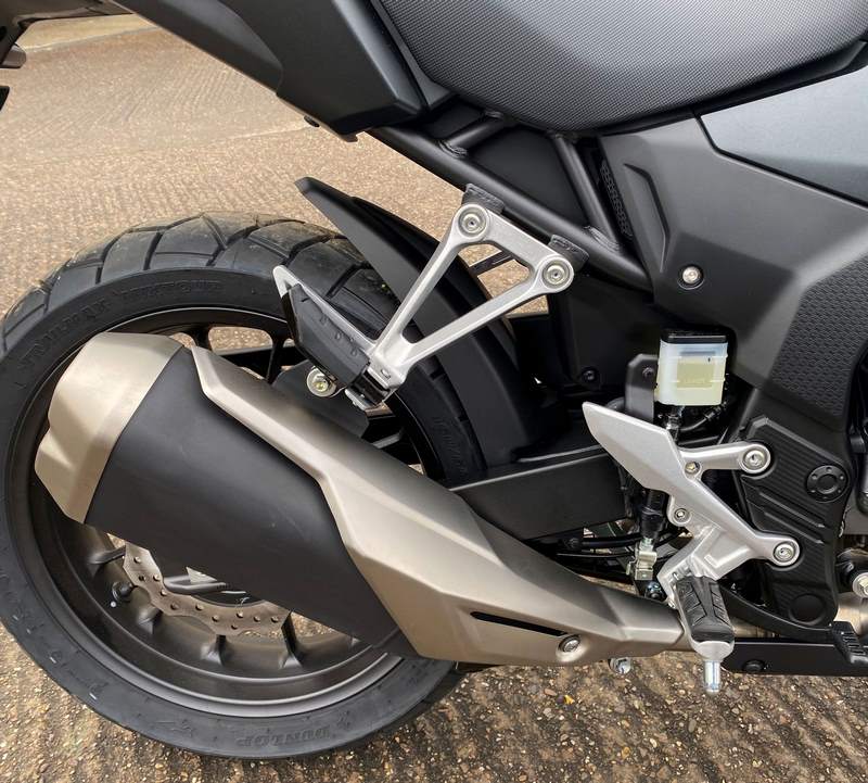 Pyramid Hugger | Matte Black | Honda CB 500 F 2022>Current | 071920M