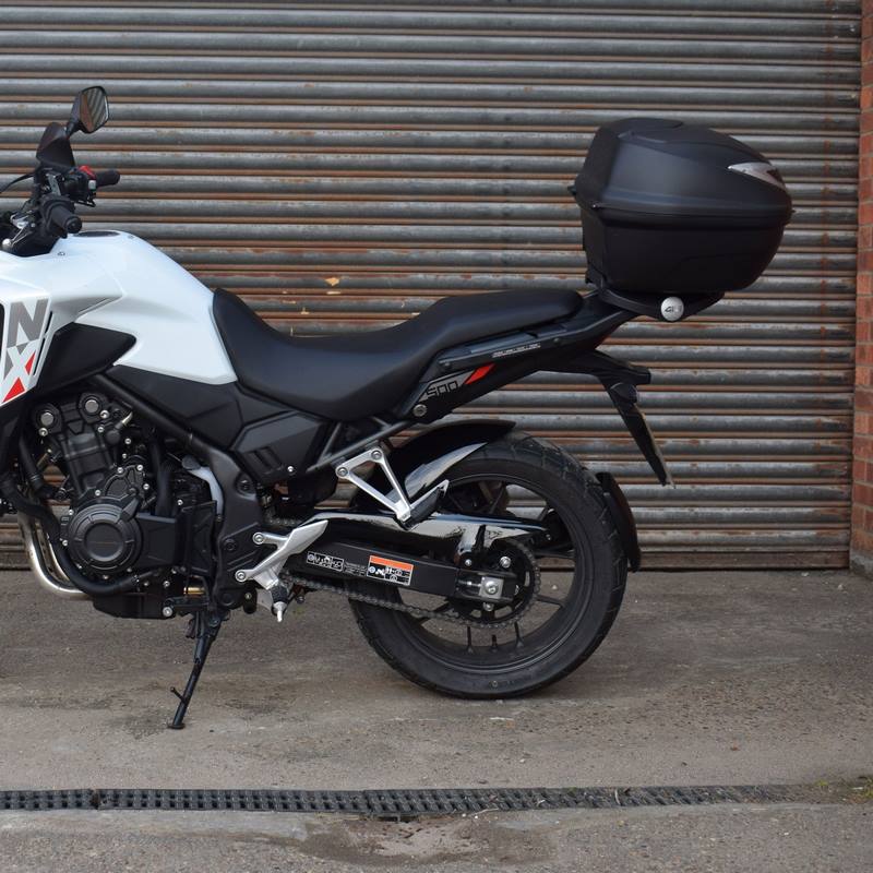 Hugger Gloss Black