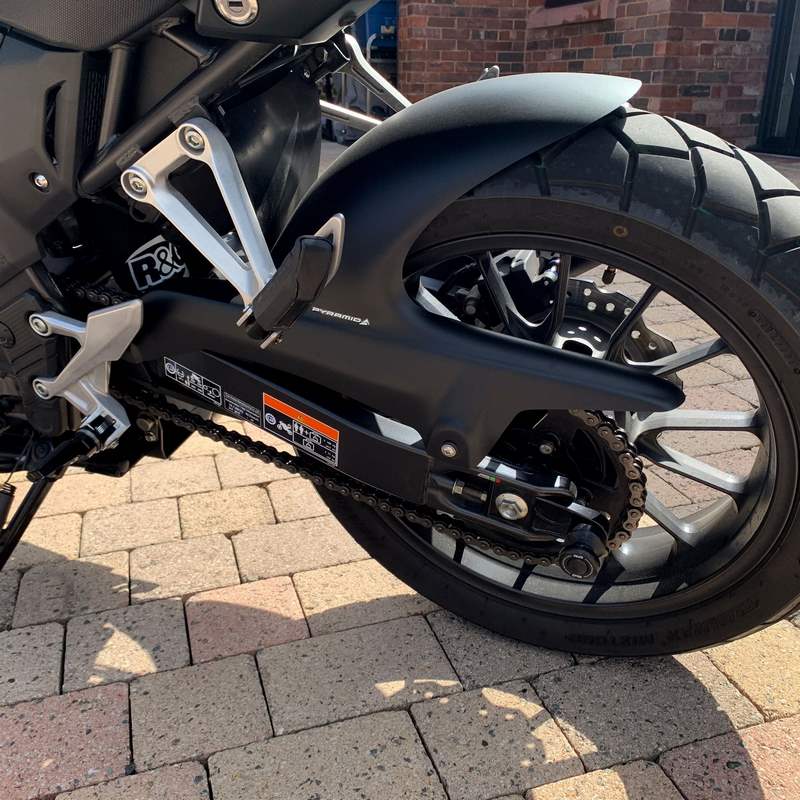 Hugger Matte Black