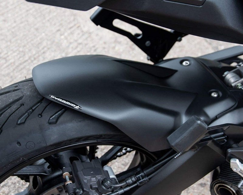 Pyramid Hugger | Unpainted | Yamaha Tracer 900 2018>2020 | 072447U