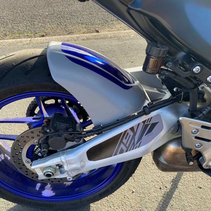 Pyramid Hugger | Icon Blue | Yamaha MT-09 2021> | 072451E