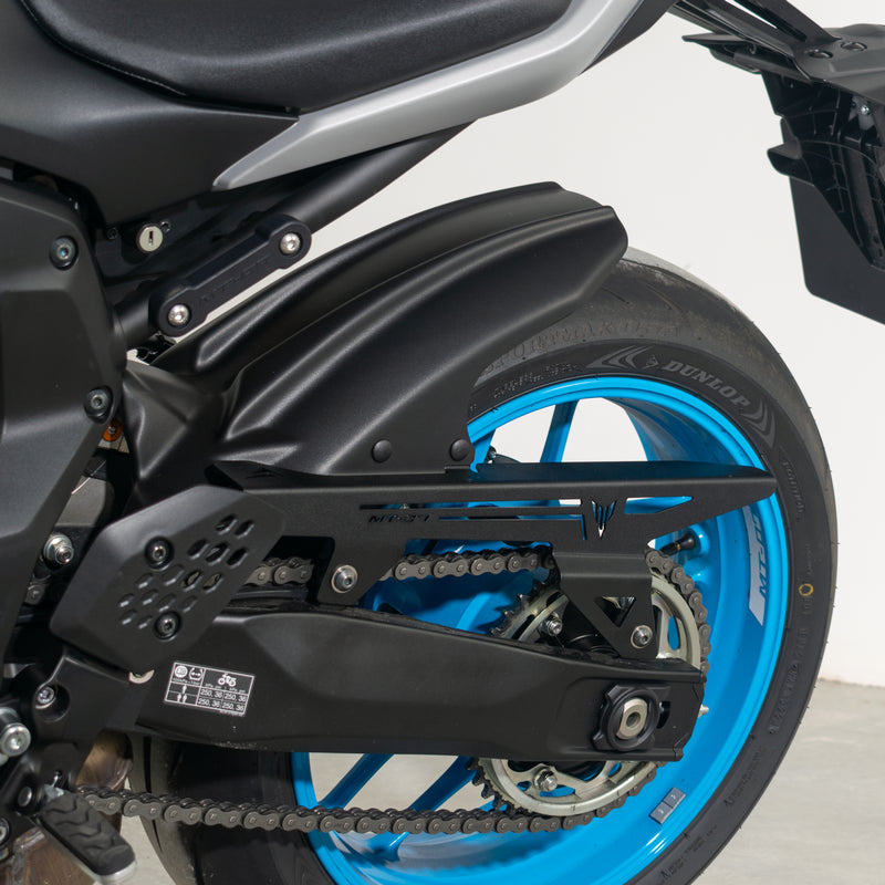 Hugger Matte Black