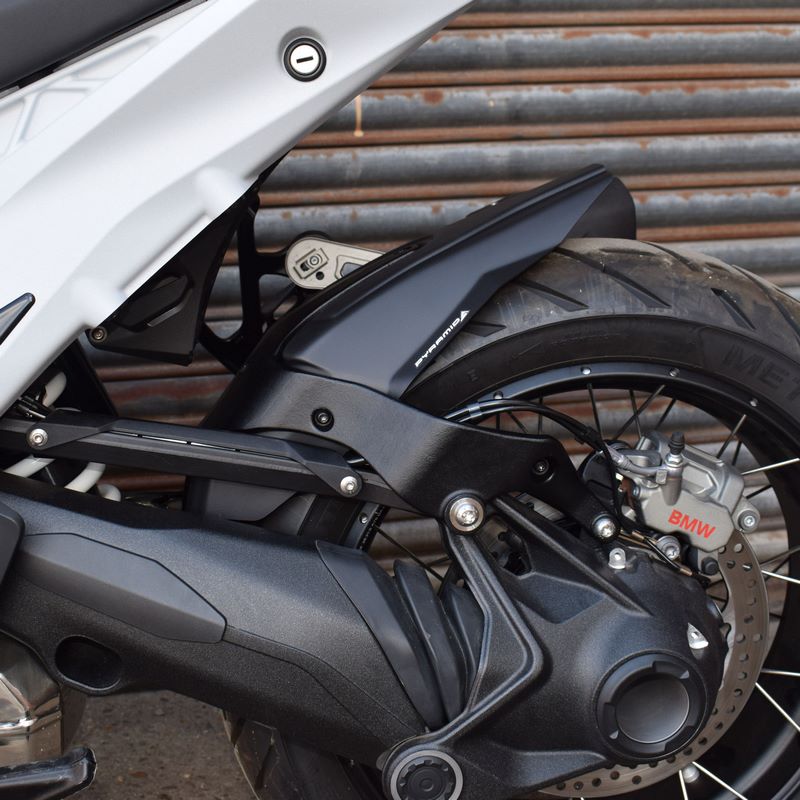 Pyramid Hugger | Matte Black | BMW R 1300 GS 2023>Current | 074130M