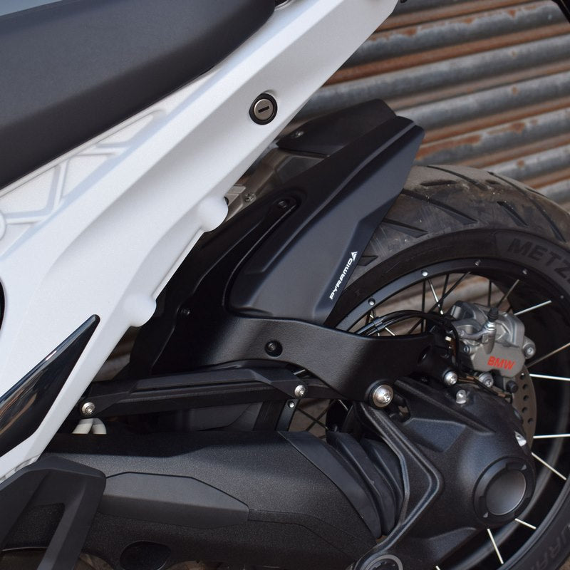 Pyramid Hugger | Matte Black | BMW R 1300 GS 2023>Current | 074130M