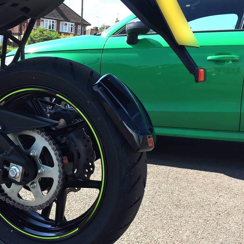 Pyramid Plastics Spray Guard Gloss Black Kawasaki Versys 650 2006> | 085300B