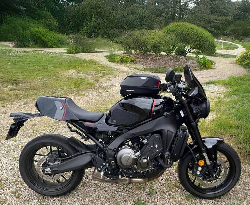Pyramid Seat Cowl | Midnight Black | Yamaha XSR900 2022>2023 | 12425FZ