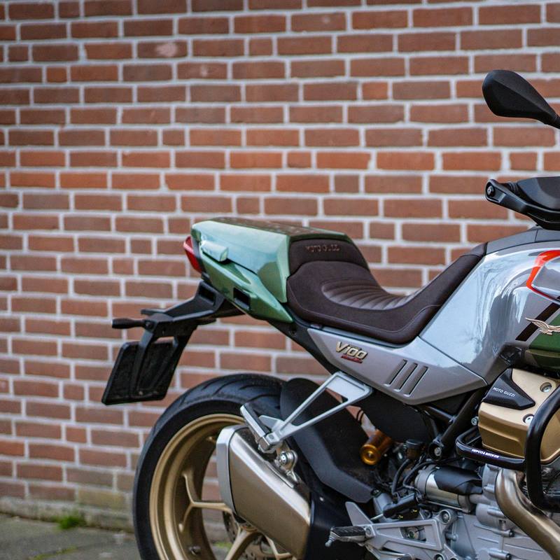 Pyramid Seat Cowl | Verde | Moto Guzzi V100 Mandello 2022>Current | 18555D