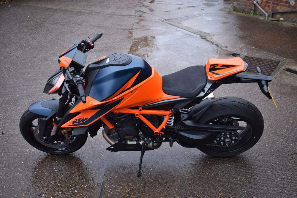 Pyramid Plastics Seat Cowl | Gloss Orange & Gloss Blue | KTM 1290 Superduke R 2020> | 19990D