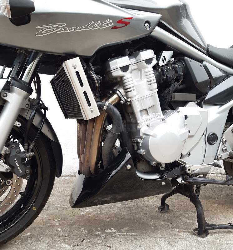 Pyramid Belly Pan (water-cooled model only) | Gloss Black | Suzuki GSF 650 Bandit 2007>2014 | 207035B