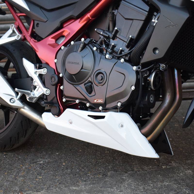Pyramid Belly Pan | Matte Iridium Grey Metallic | Honda CB 750 Hornet 2023>2024 | 21577D