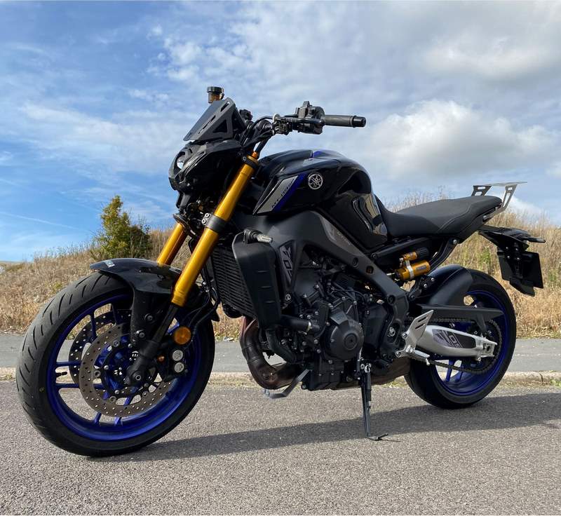 Pyramid Metal Fly Screen | Matte Black | Yamaha MT-09 2021> | 22161M