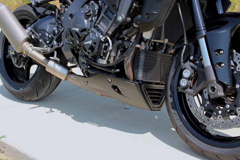 Pyramid Belly Pan | Tech Black Colours | Yamaha MT-10 2016>Current | 22170F