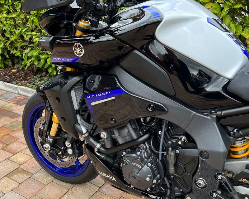 Pyramid Infill Panels | Icon Blue Colours | Yamaha MT-10 2022> | 22195P