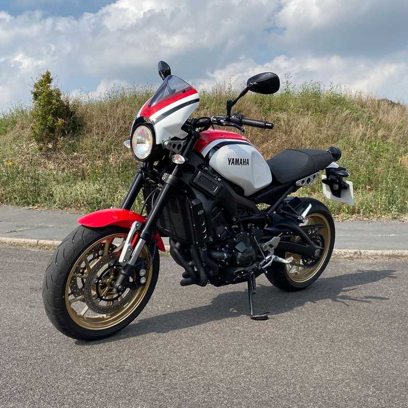 Fly Screen Gloss Black