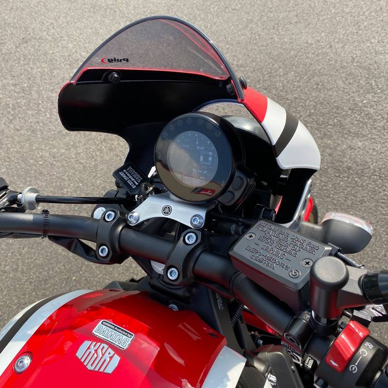 Fly Screen Gloss Black