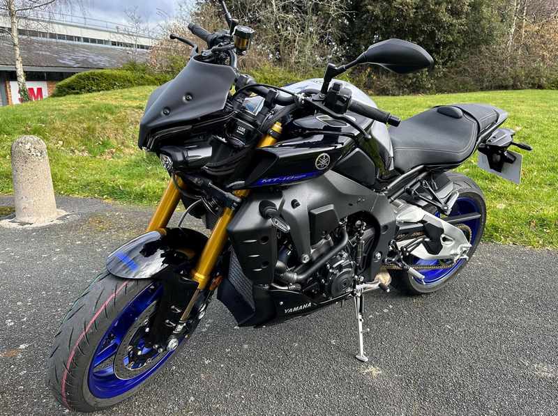 Pyramid Fly Screen | Cyan Storm Colours | Yamaha MT-10 2022>Current | 22215D