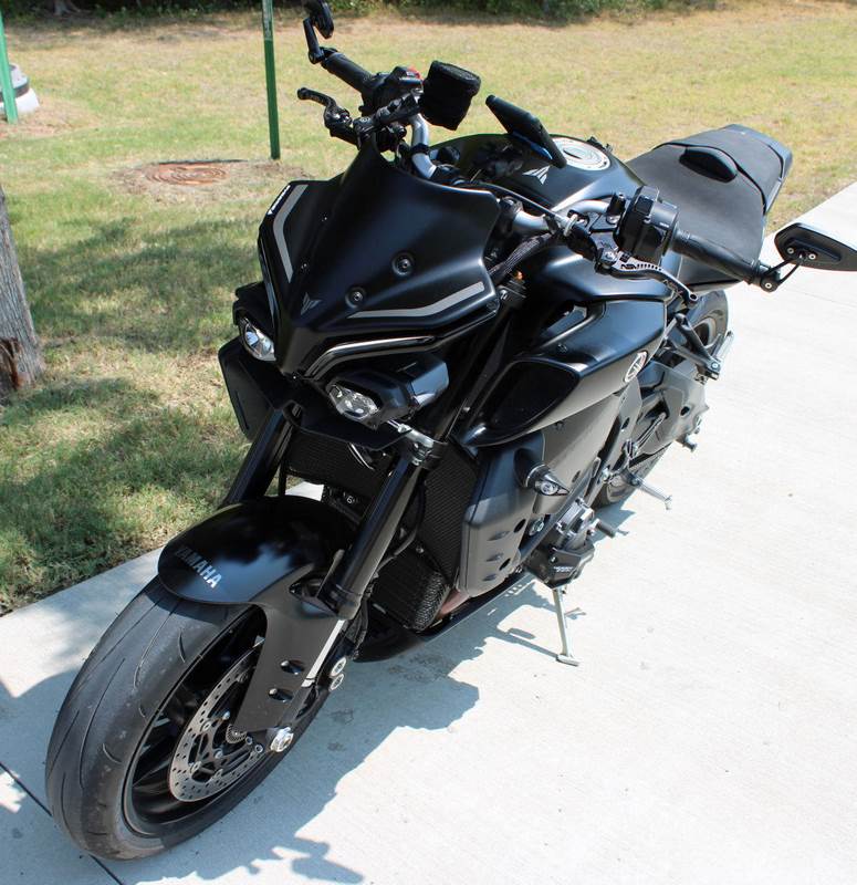 Pyramid Fly Screen | Tech Black Colours | Yamaha MT-10 2022>Current | 22215F