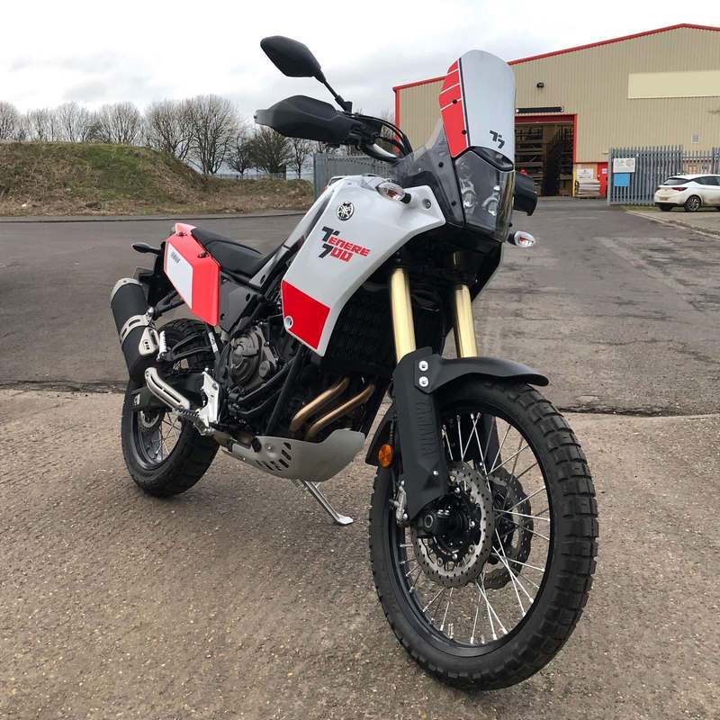 Pyramid Plastics Fly Screen Competition White Scheme Yamaha Tenere 700 2019> | 22270C