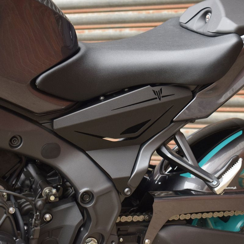 Pyramid Infill Panels | Matte Black | Yamaha MT-09 2024>2025 | 22595M