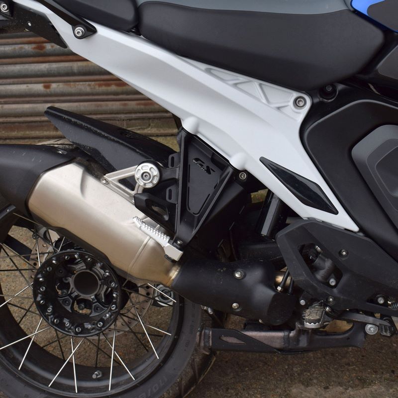Pyramid Infill Panels | Matte Black | BMW R 1300 GS 2023> | 24425M