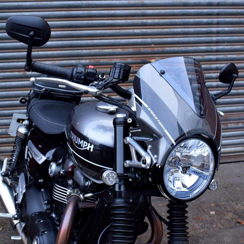 Pyramid Fly Screen | Korosi Red & Storm Grey | Triumph Speed Twin 2019> | 26000R