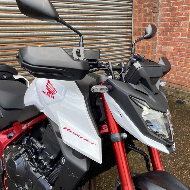 Pyramid Handguards | Matte Black | Honda CB 750 Hornet 2023>2025 | 30192M