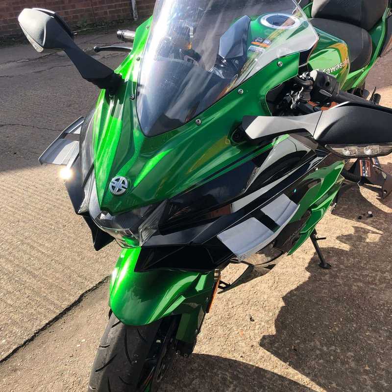 Pyramid GP Wings | Unpainted | Kawasaki Ninja H2 SX 2018> | 33000U