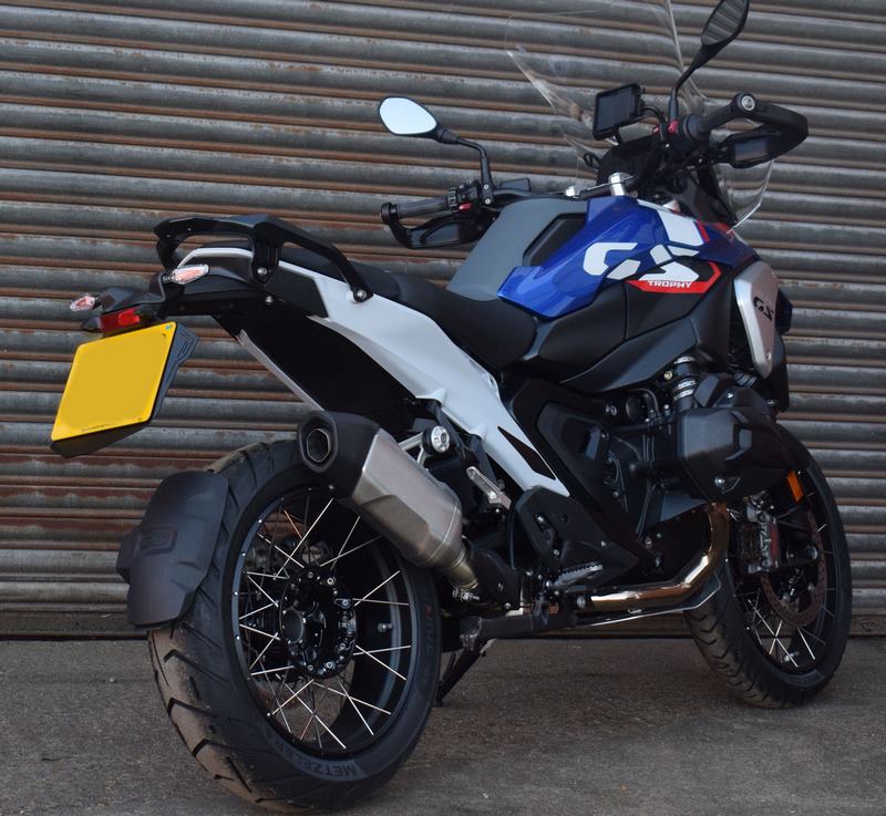 Pyramid Splash Plate | Matte Black | BMW R 1300 GS 2023>Current | 34916M