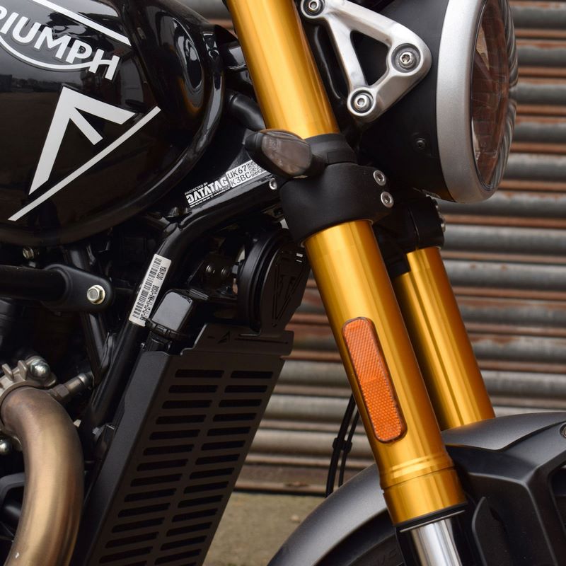 Pyramid Horn Cover | Black | Triumph Scrambler 400X 2024>Current | 35602M