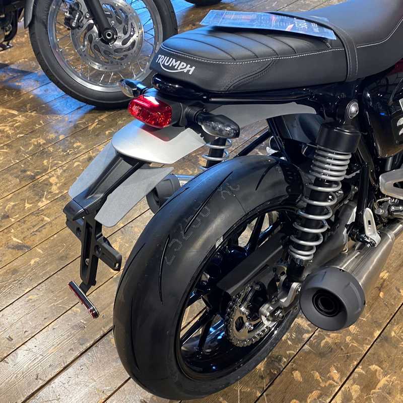 Pyramid Rear Splash Protector | Matte Black | Triumph Speed Twin 1200 2019>2021 | 36050M