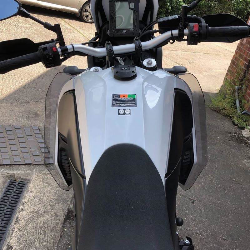 Pyramid Plastics Wind Deflectors | Light Smoke | Yamaha Tenere 700 2019> | 39200