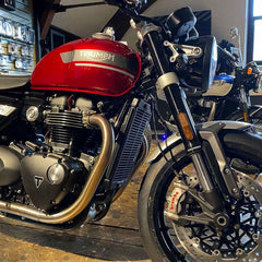 Pyramid Radiator Guard | Matte Black | Triumph Bonneville Bobber 2017>Current | 526121M