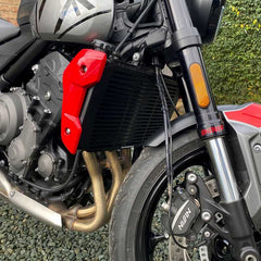 Pyramid Radiator Guard | Matte Black | Triumph Trident 660 2021> | 526600M