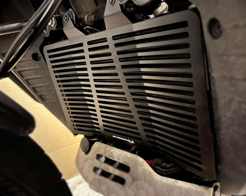 Pyramid Radiator Guard | Matte Black | Harley Davidson Pan America 1250 2021>Current | 528000M