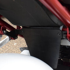 Pyramid Shock Shield | Black | Honda CB750 Hornet 2023> | 811280