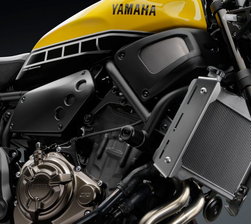 Rizoma Engine / Fairing Guards "B-PRO" | PM213A
