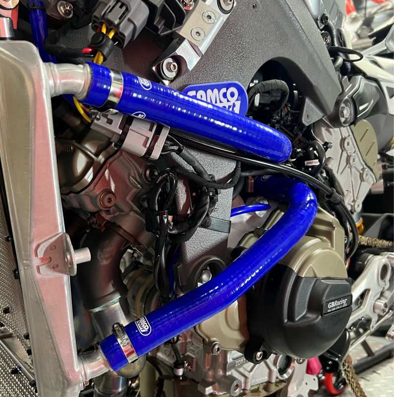 8 Piece Silicone Radiator Coolant Hose Kit