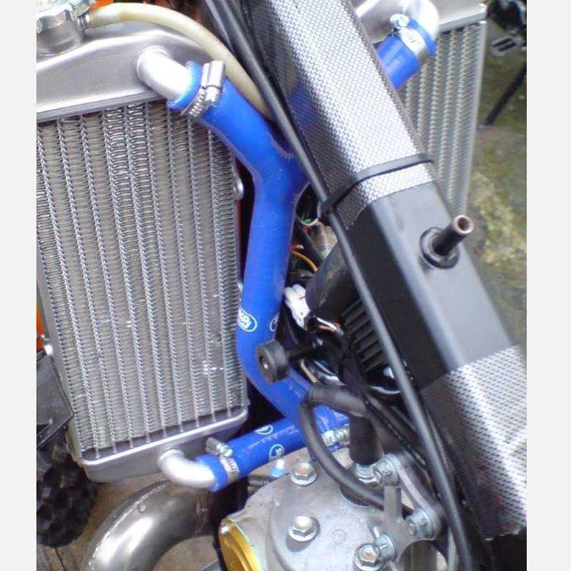Samco Sport KTM 125 EXC 2003 - 2007 3 Piece Thermostat Bypass Samco Sport Silicone Radiator Coolant Hose Kit | KTM-2-BU