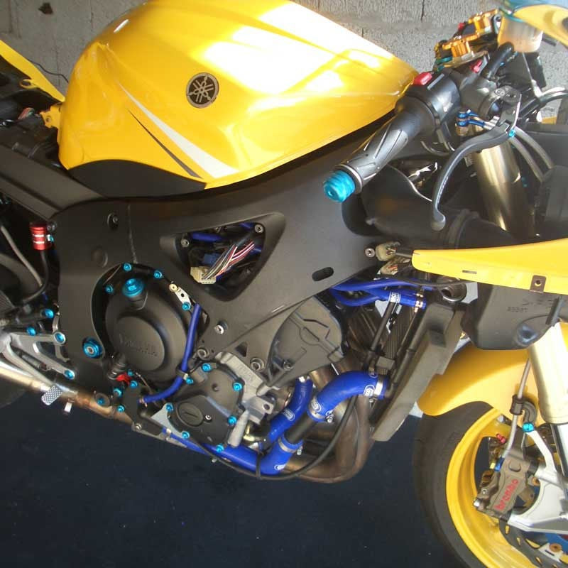 Samco Sport Yamaha YZF R6 2003 - 2005 13 Piece Samco Sport Silicone Radiator Coolant Hose Kit | YAM-10-BU