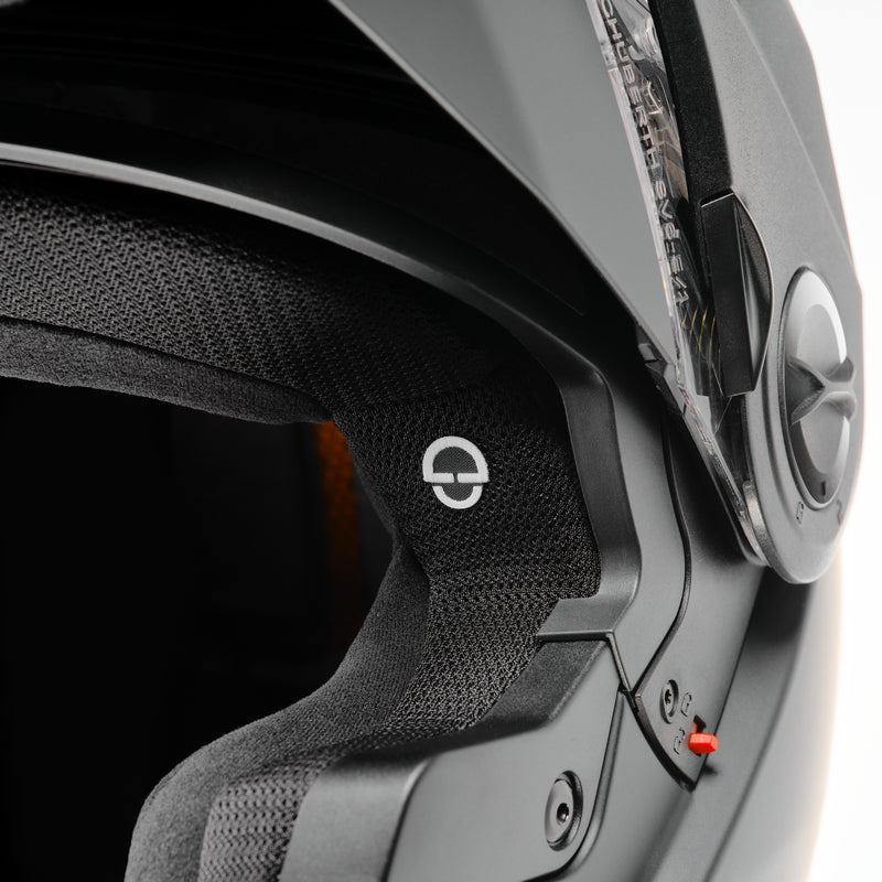 Schuberth E2 MATT BLACK Flip Up Helmet | 4177113360