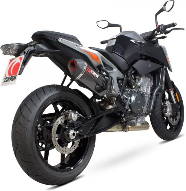 Scorpion Mufflers Serket Parallel Slip-on Carbon Fibre Sleeve | RKT88CEO