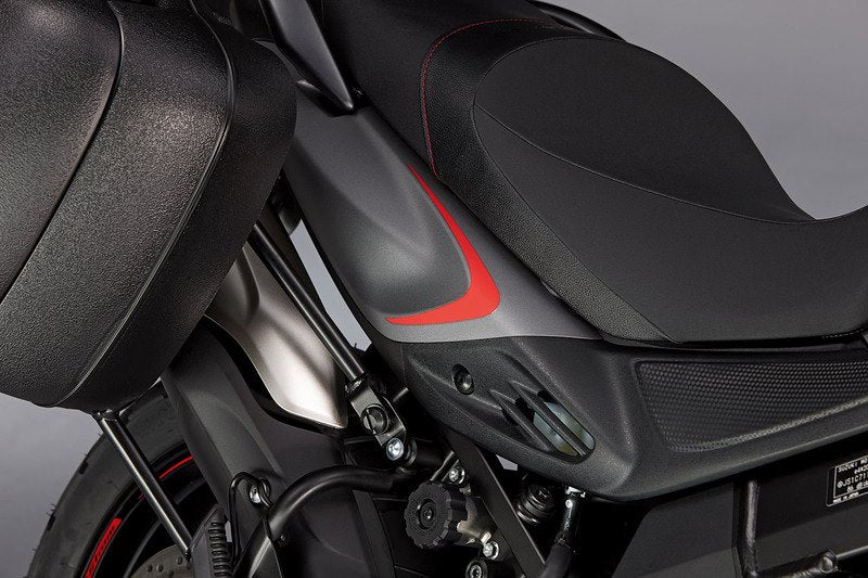 Suzuki Decor kit 6pcs red dl650xa+al2 | 990D0-11JA4-PAD